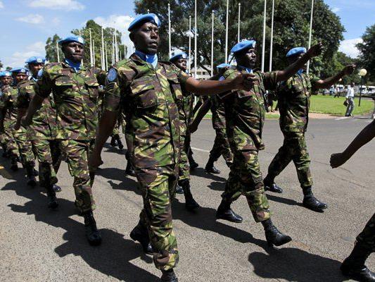 Kenianische UNO-Friedenswächter feiern im Mai 2010 den Internationalen Tag der Vereinten Nationen in Nairobi.