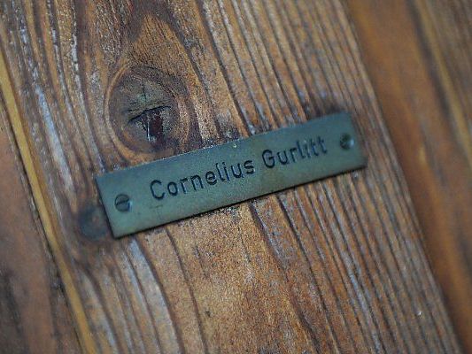 Türschild am Salzburger Haus des Kunstsammlers Türschild am Salzburger Haus des Kunstsammlers