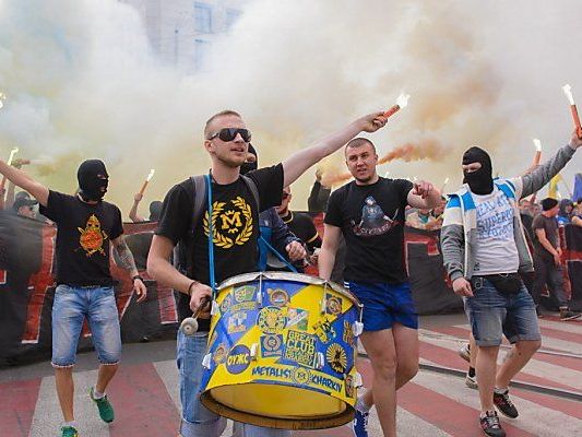 Die Fans sollen ligaweit ausgesperrt werden Die Fans sollen ligaweit ausgesperrt werden