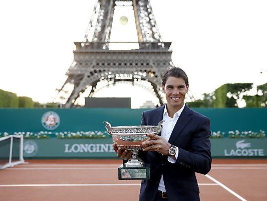 Nadal und der Eiffelturm, das passt zusammen Nadal und der Eiffelturm, das passt zusammen