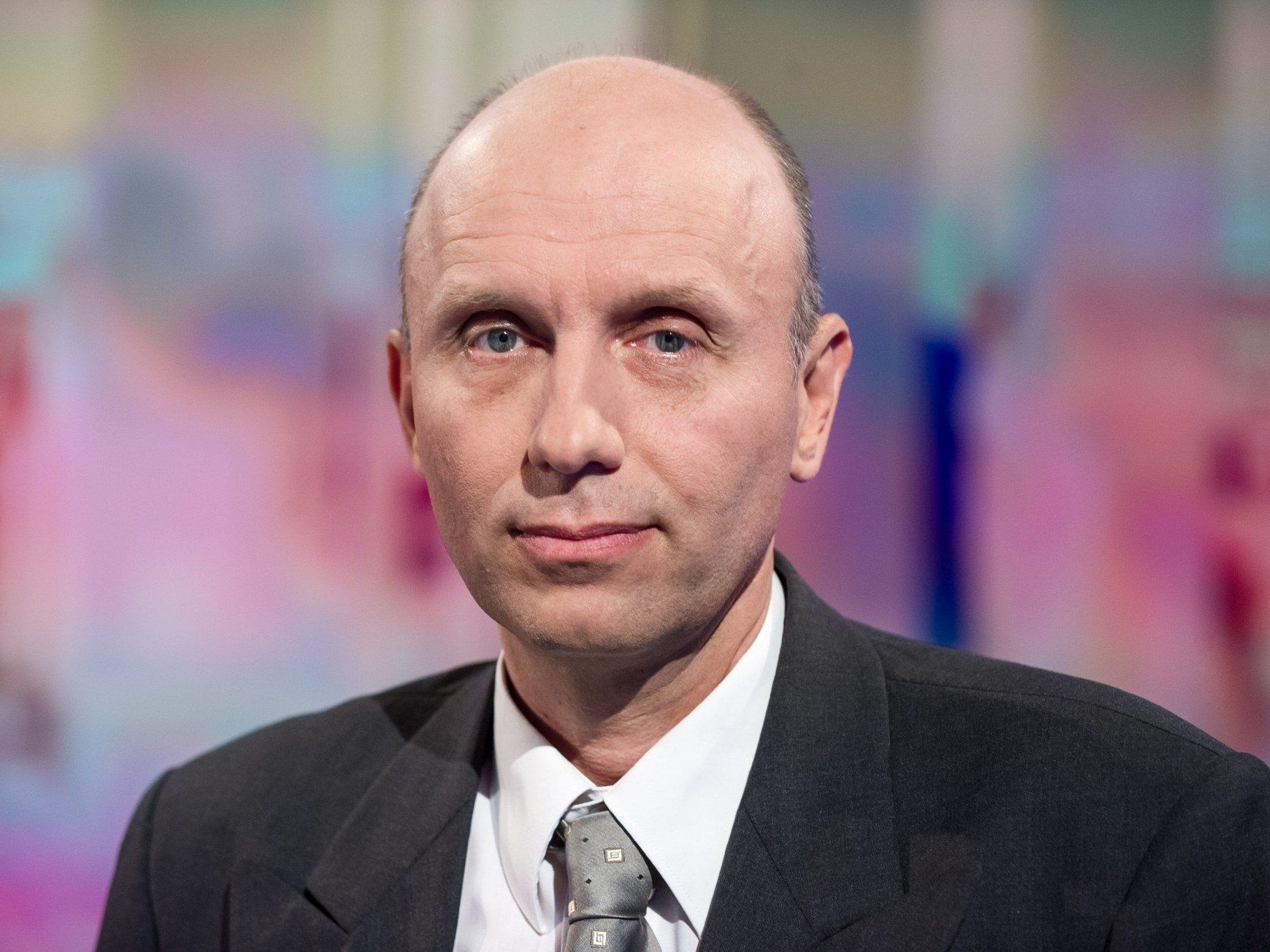 Robert marschall (Spitzenkandidat von EU-Stop) sorgte für die Überraschung bei der Europawahl 2014. Robert marschall (Spitzenkandidat von EU-Stop) sorgte für die Überraschung bei der Europawahl 2014.