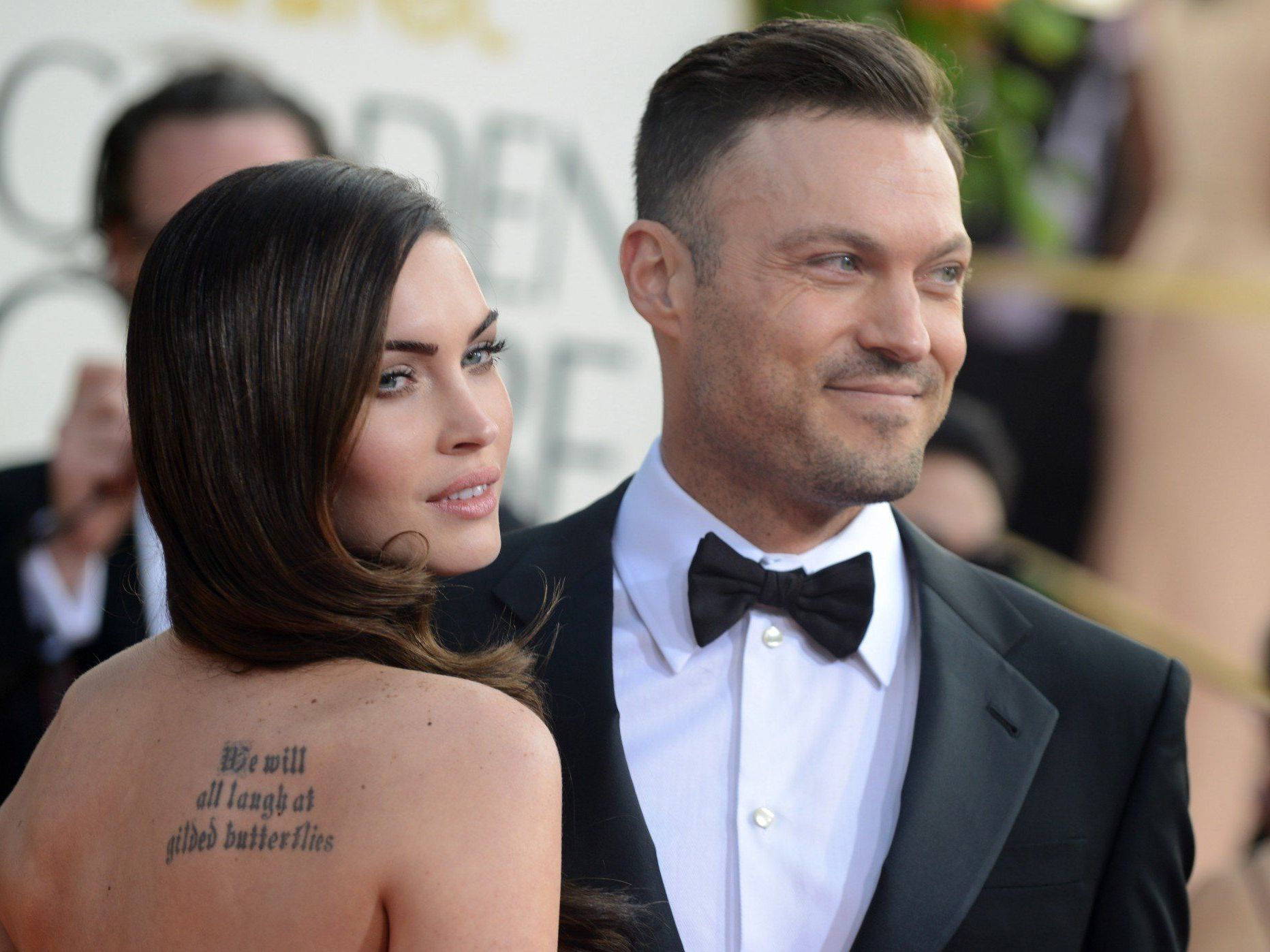 Megan Fox und die Ziegen: "Wenn Bryan da ist, lassen sie mich nicht an ihn ran." Megan Fox und die Ziegen: "Wenn Bryan da ist, lassen sie mich nicht an ihn ran."