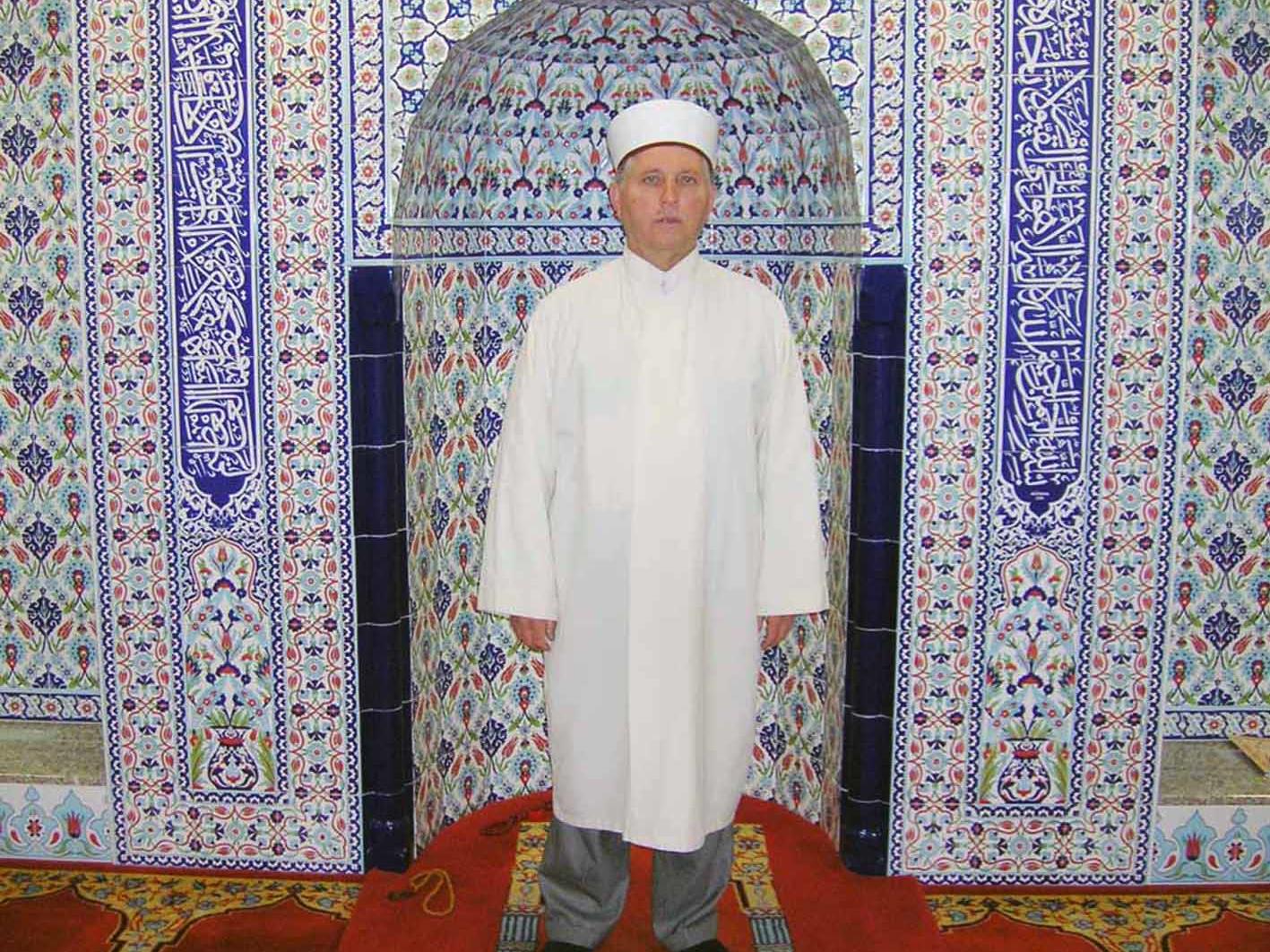 Zum Abschluss der Gebetsraumwanderung steht ein Besuch der ATIB-Moschee auf dem Programm.