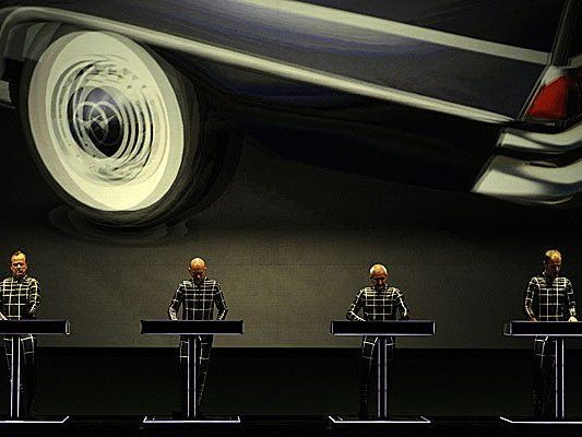 Kraftwerk beim Konzert in Wien