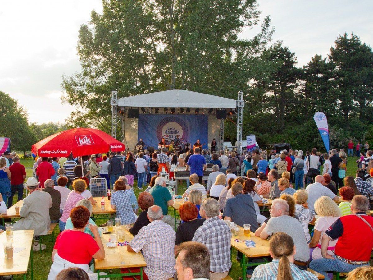 Am 8. Juni lädt Radio Arabella zum Parkfest in den Kurpark Oberlaa. Am 8. Juni lädt Radio Arabella zum Parkfest in den Kurpark Oberlaa.