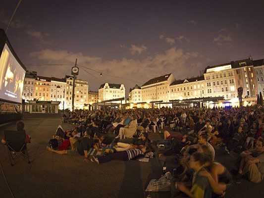 Einer der beliebtesten Volxkino-Spielorte: Der Karmelitermarkt in Wien