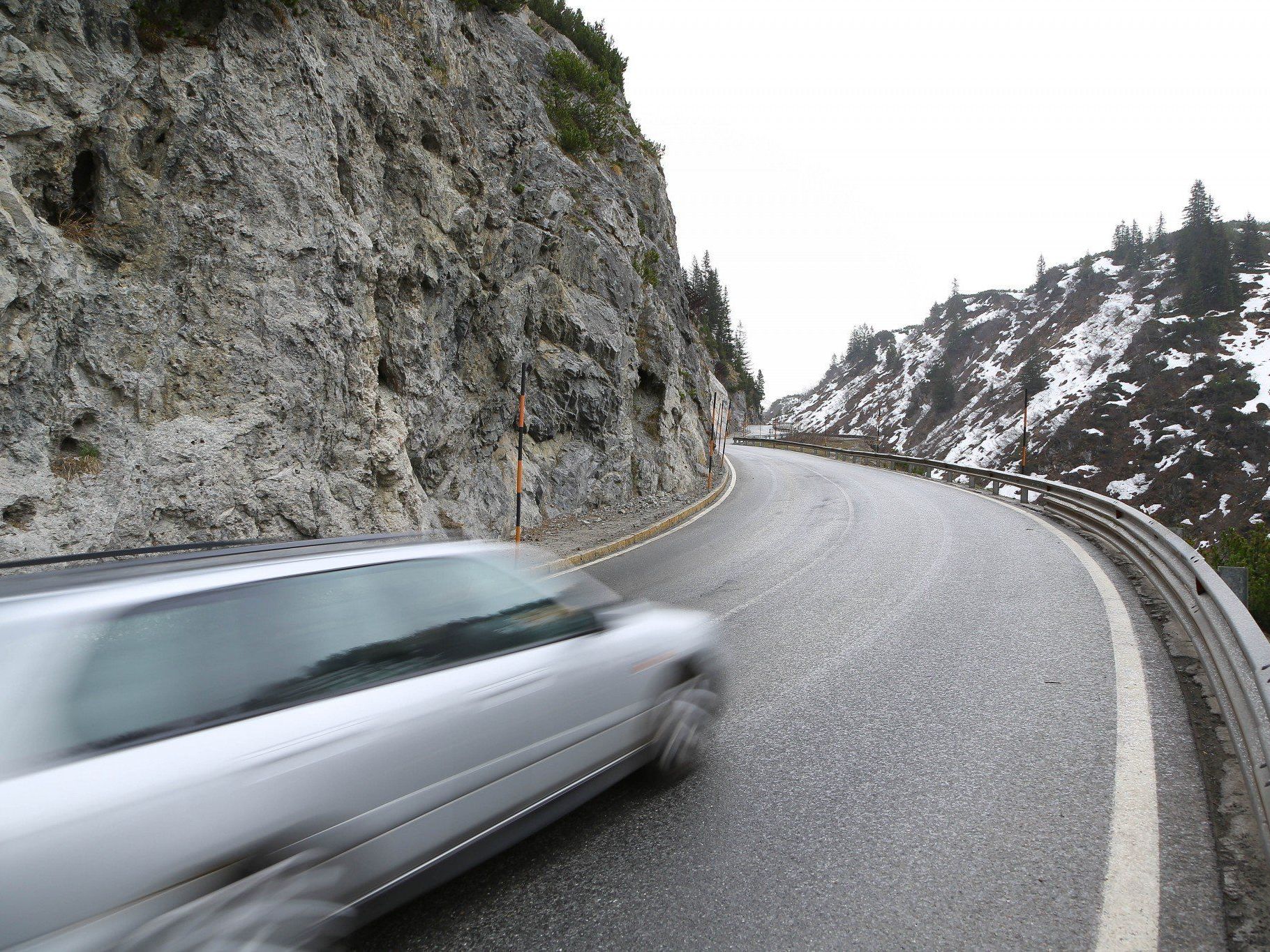 Muxel: Neutrassierung der Straße auf Arlberg- und Flexenpass kann Erzbergtunnel nicht ersetzen. Muxel: Neutrassierung der Straße auf Arlberg- und Flexenpass kann Erzbergtunnel nicht ersetzen.