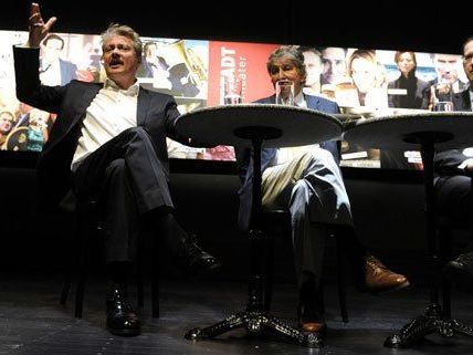 Herbert Föttinger, Günter Rhomberg und Alexander Goetz während der Pressekonferenz anlässlich der Saison 2014/15. Herbert Föttinger, Günter Rhomberg und Alexander Goetz während der Pressekonferenz anlässlich der Saison 2014/15.