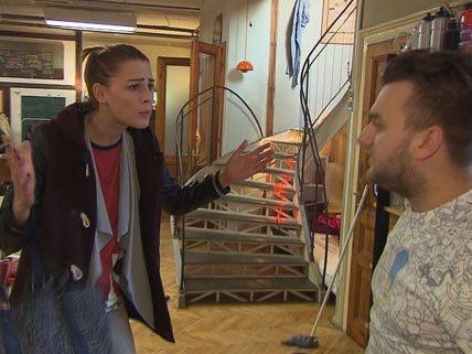 Vicky beweist mal wieder, dass sie ein Hitzkopf ist. Vicky beweist mal wieder, dass sie ein Hitzkopf ist.