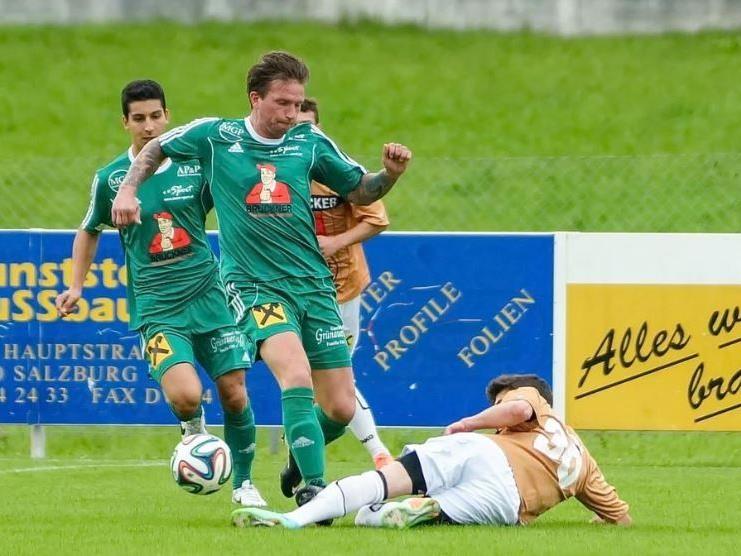 Wals-Grünau bewältigte die Hürde Innsbruck und hielt die Abstiegsentscheidung in der Regionalliga West bis zur letzten Runde offen.