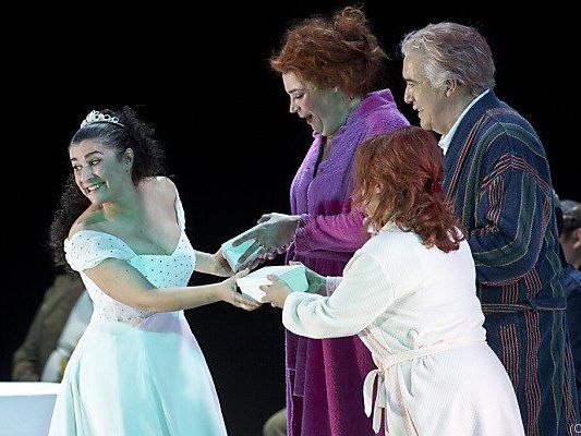 Rossinis Buffa "La Cenerentola" in Salzburg Rossinis Buffa "La Cenerentola" in Salzburg