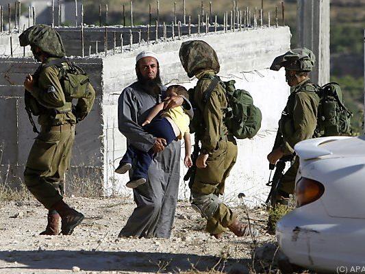 Israelische Soldaten suchten nach den Jugendlichen