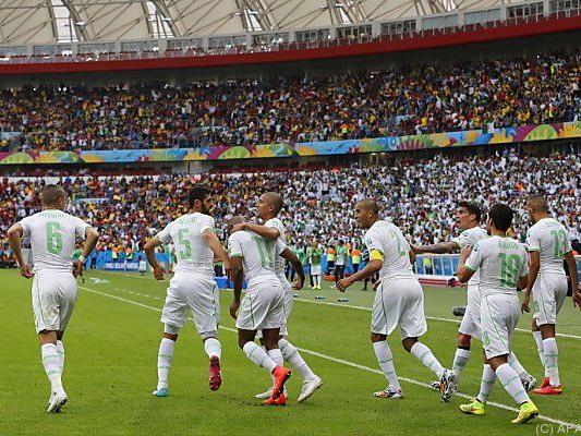 Algerier nach 4:2-Sieg in guter Position