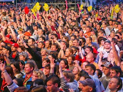 Alle Infos zum Programm der SJ-Bühne beim DIF 2014. Alle Infos zum Programm der SJ-Bühne beim DIF 2014.