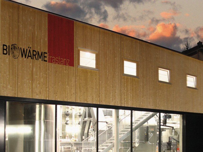 Gemeinsamkeit – Nachhaltigkeit - Lebensqualität: Die Biowärme Frastanz ist seit 5 Jahren ein Erfolgsprojekt. Gemeinsamkeit – Nachhaltigkeit - Lebensqualität: Die Biowärme Frastanz ist seit 5 Jahren ein Erfolgsprojekt.