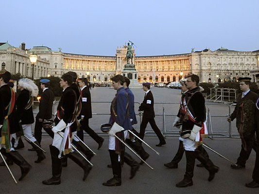 Wenn in Wien die Burschenschafter aufmarschieren, regen sich Gegenstimmen