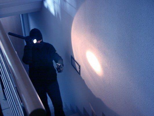 Nachts trieb ein Einbrecher in einem Wiener Studentenheim sein Unwesen
