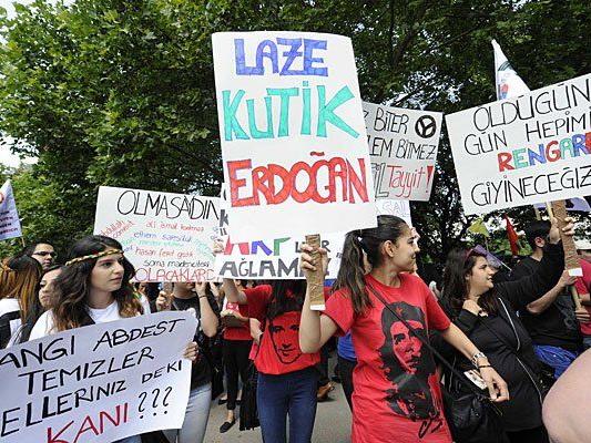 Demonstration anlässlich des Besuchs des türkischen Ministerpräsidenten Recep Tayyip Erdogan