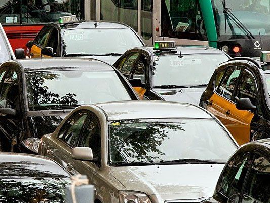 Stau gibt es derzeit täglich in der Wiener Westeinfahrt Stau gibt es derzeit täglich in der Wiener Westeinfahrt