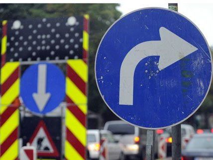 Im Sommer werden zahlreiche Bauarbeiten auf den Autobahnen durchgeführt.