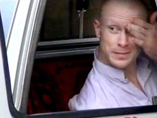 Bergdahl wurde für fünf ranghohe Taliban-Mitglieder ausgetauscht. Bergdahl wurde für fünf ranghohe Taliban-Mitglieder ausgetauscht.