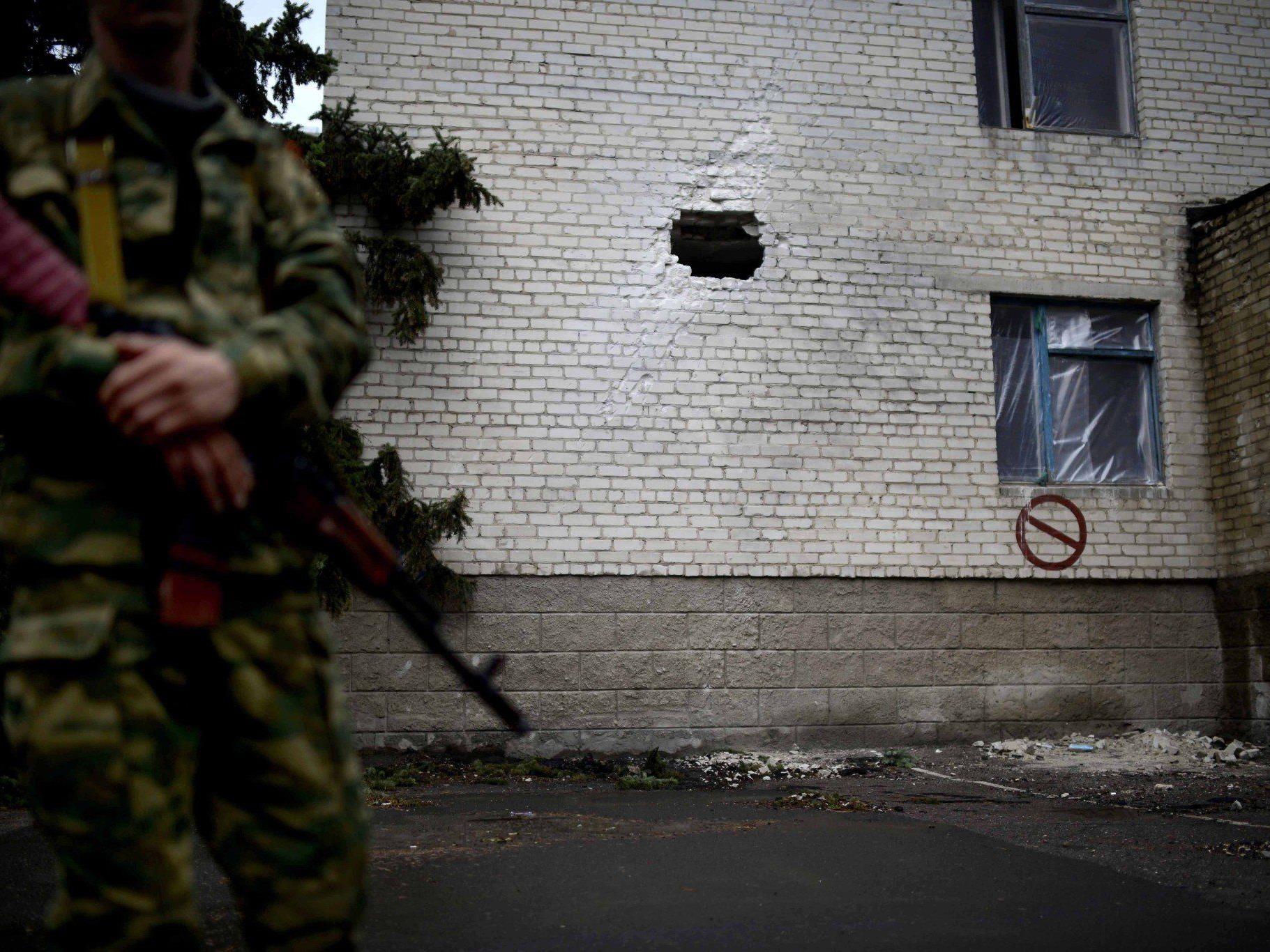 Erneut massive Gefechte zwischen prorussischen Separatisten und Regierungseinheiten in der Ostukraine