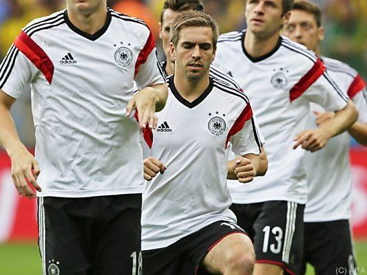 Lahm und Kollegen haben genug von Ehrenplätzen Lahm und Kollegen haben genug von Ehrenplätzen