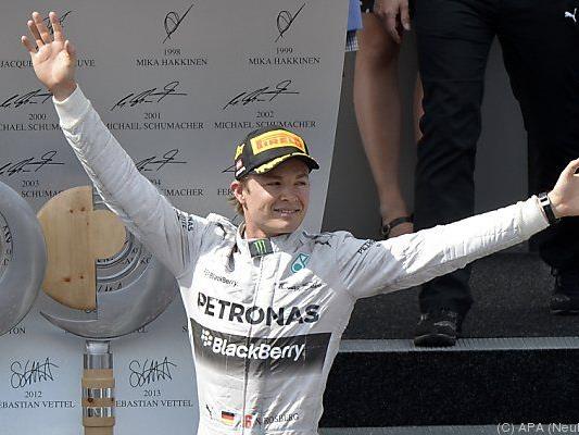 Rosberg längerfristig an Mercedes gebunden