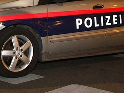 Die Polizei sucht einen mutmaßlichen Vergewaltiger und bittet um Hinweise