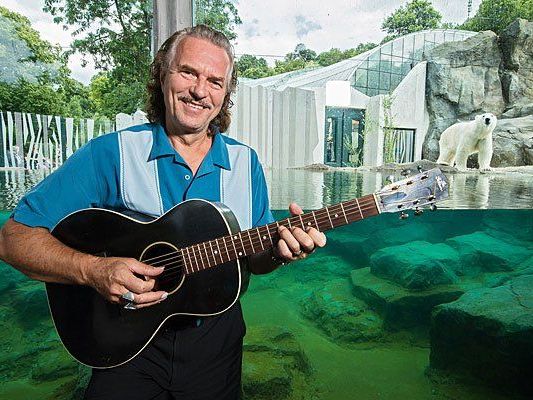 Hans Theessink spielt zugunsten der Eisbären in Schönbrunn