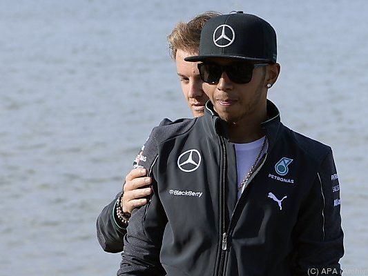 Gespielte Harmonie: Verhältnis ist grob beschädigt Gespielte Harmonie: Verhältnis ist grob beschädigt