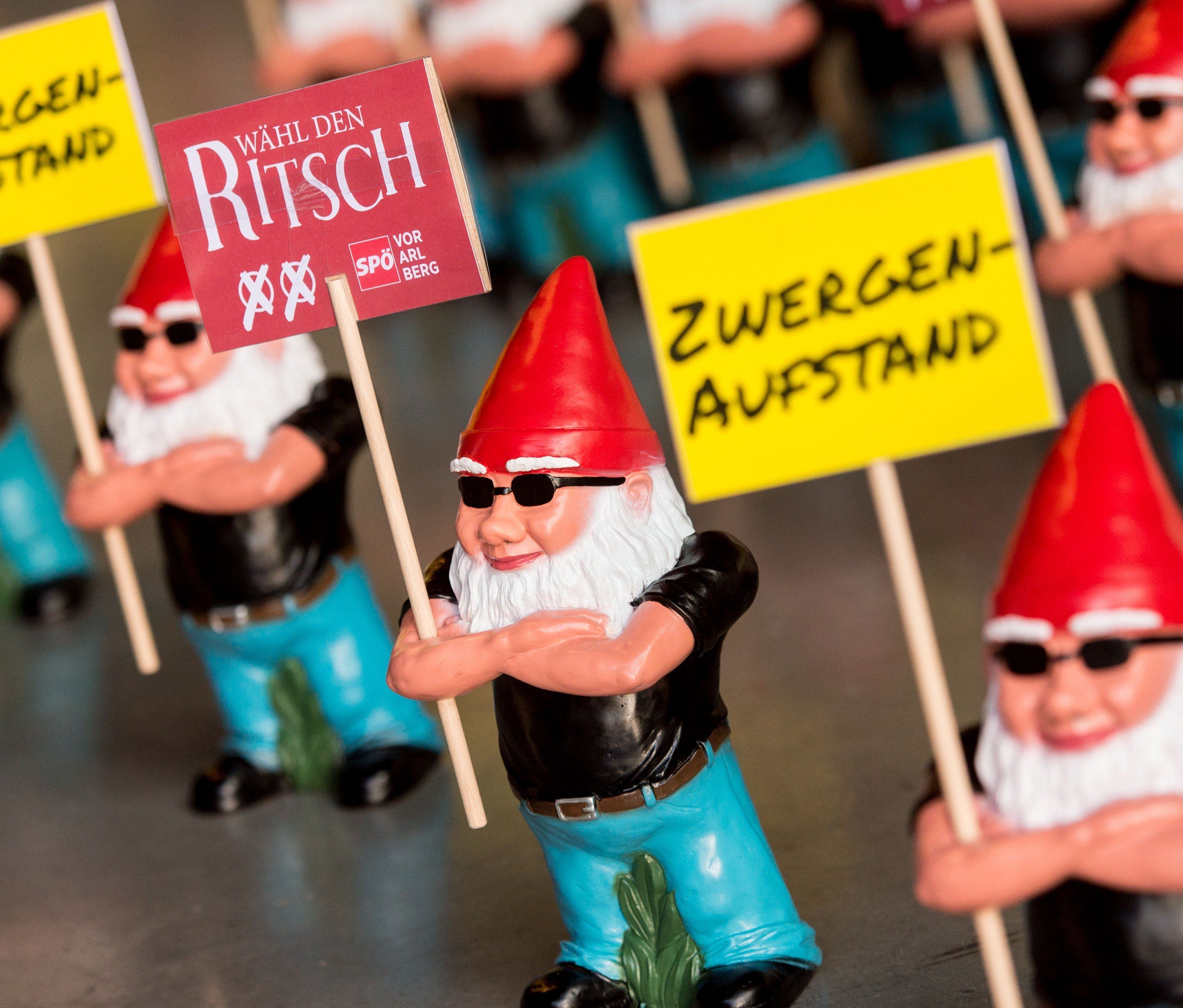 ÖVP: Haben nichts mit Zwergen-Klau zu tun. ÖVP: Haben nichts mit Zwergen-Klau zu tun.