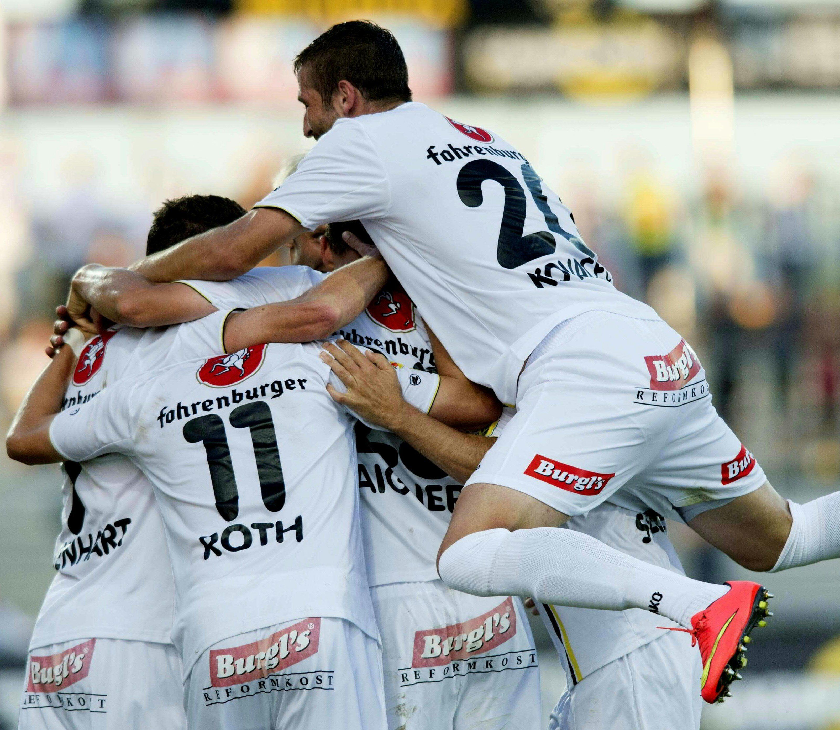 LIVE-Ticker zum Spiel Red Bull Salzburg gegen SCR Altach ab 19.00 Uhr. LIVE-Ticker zum Spiel Red Bull Salzburg gegen SCR Altach ab 19.00 Uhr.