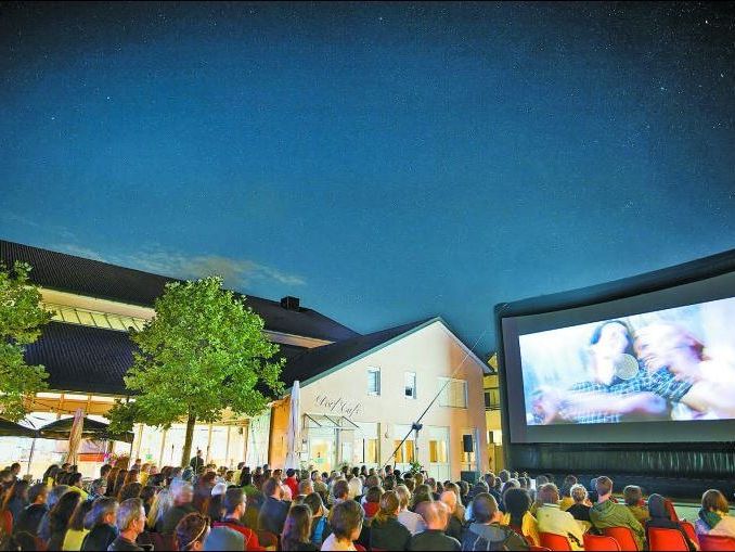 Vom 5. bis 9. August 2014 werden 30 handverlesene internationale Kurzfilme und vier Lokalfavoriten präesentiert. Vom 5. bis 9. August 2014 werden 30 handverlesene internationale Kurzfilme und vier Lokalfavoriten präesentiert.