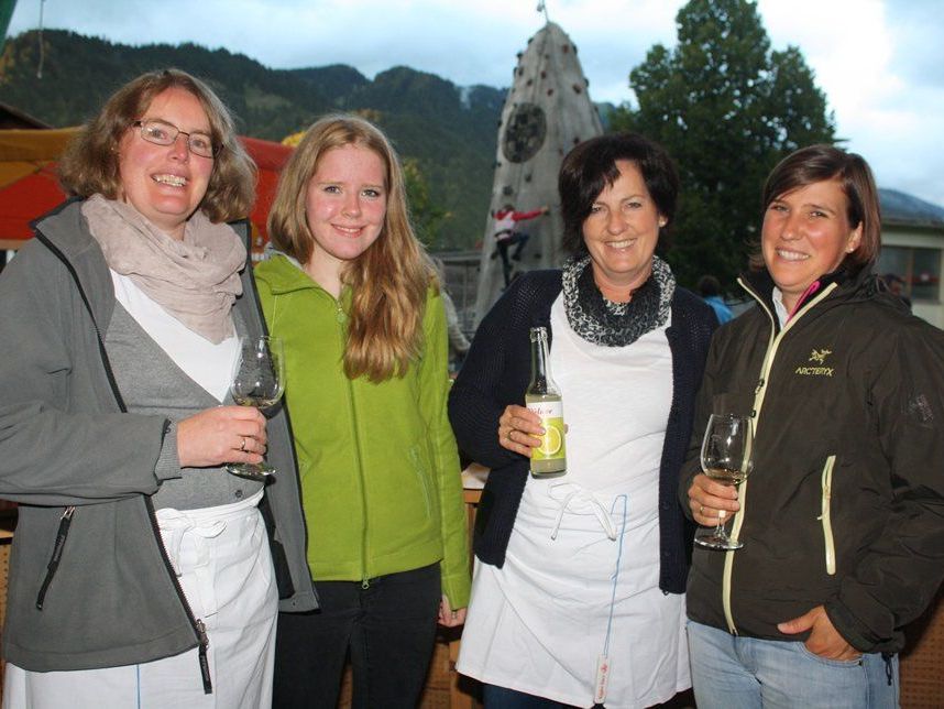 Das Team der Bergrettung sorgte für beste Bewirtung. Das Team der Bergrettung sorgte für beste Bewirtung.