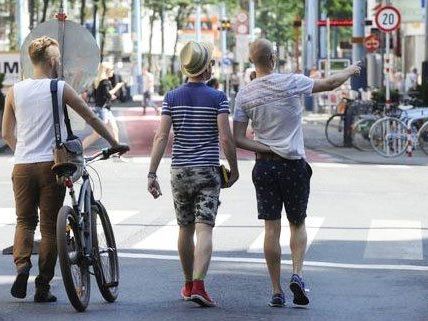 Radfahren, Zufußgehen, aber auch die Öffis sind in Wien sehr beliebt Radfahren, Zufußgehen, aber auch die Öffis sind in Wien sehr beliebt