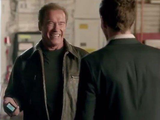 Arnold Schwarzenegger mimt im Werbespot sich selbst - und das Opfer einer Verwechslung