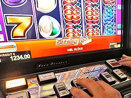 Ein Streit bei den Spielautomaten artete aus. Ein Streit bei den Spielautomaten artete aus.