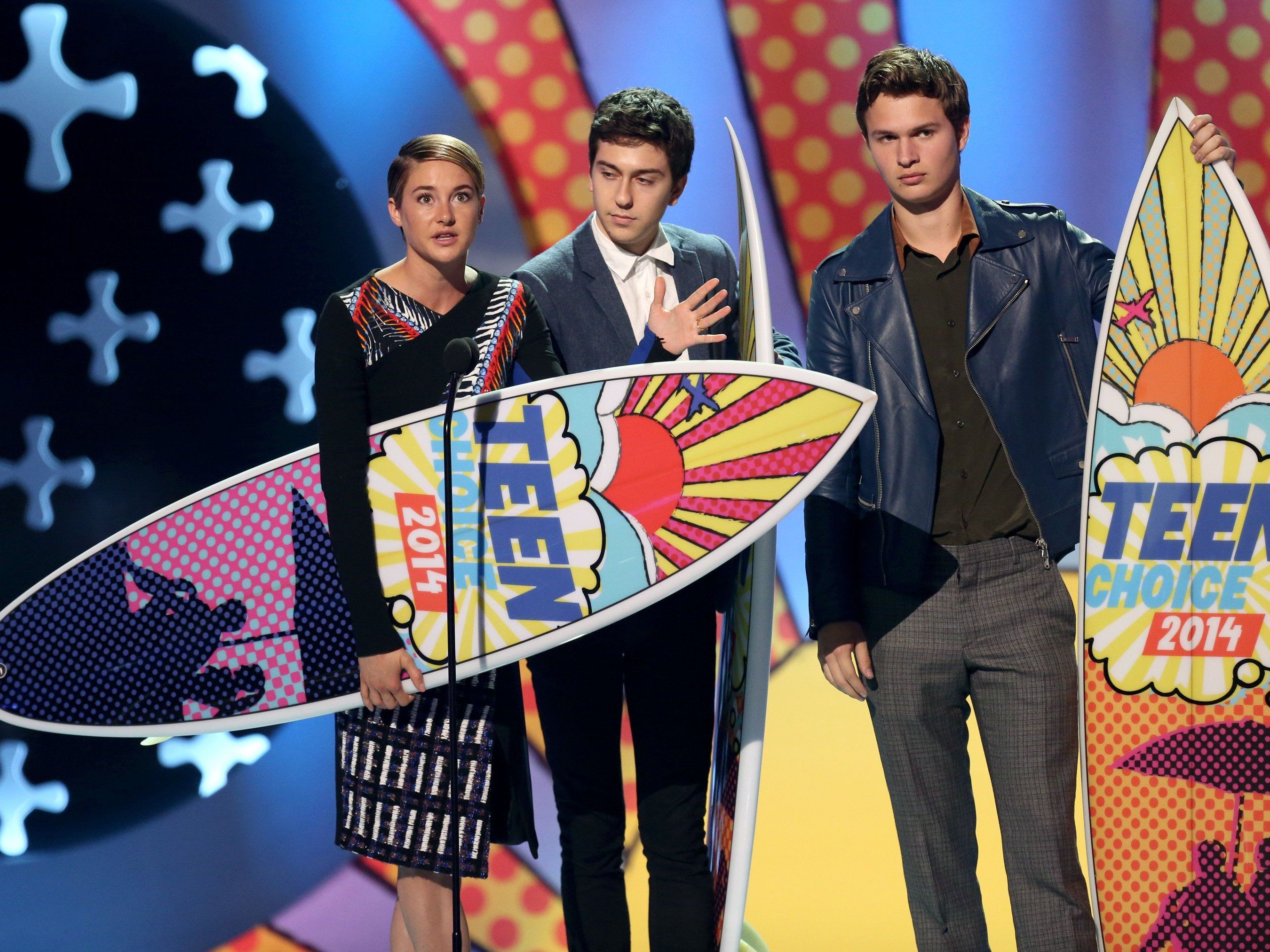 Shailene Woodley, Nat Wolff und Ansel Elgort räumten bei den Teen Choise Awards ab.