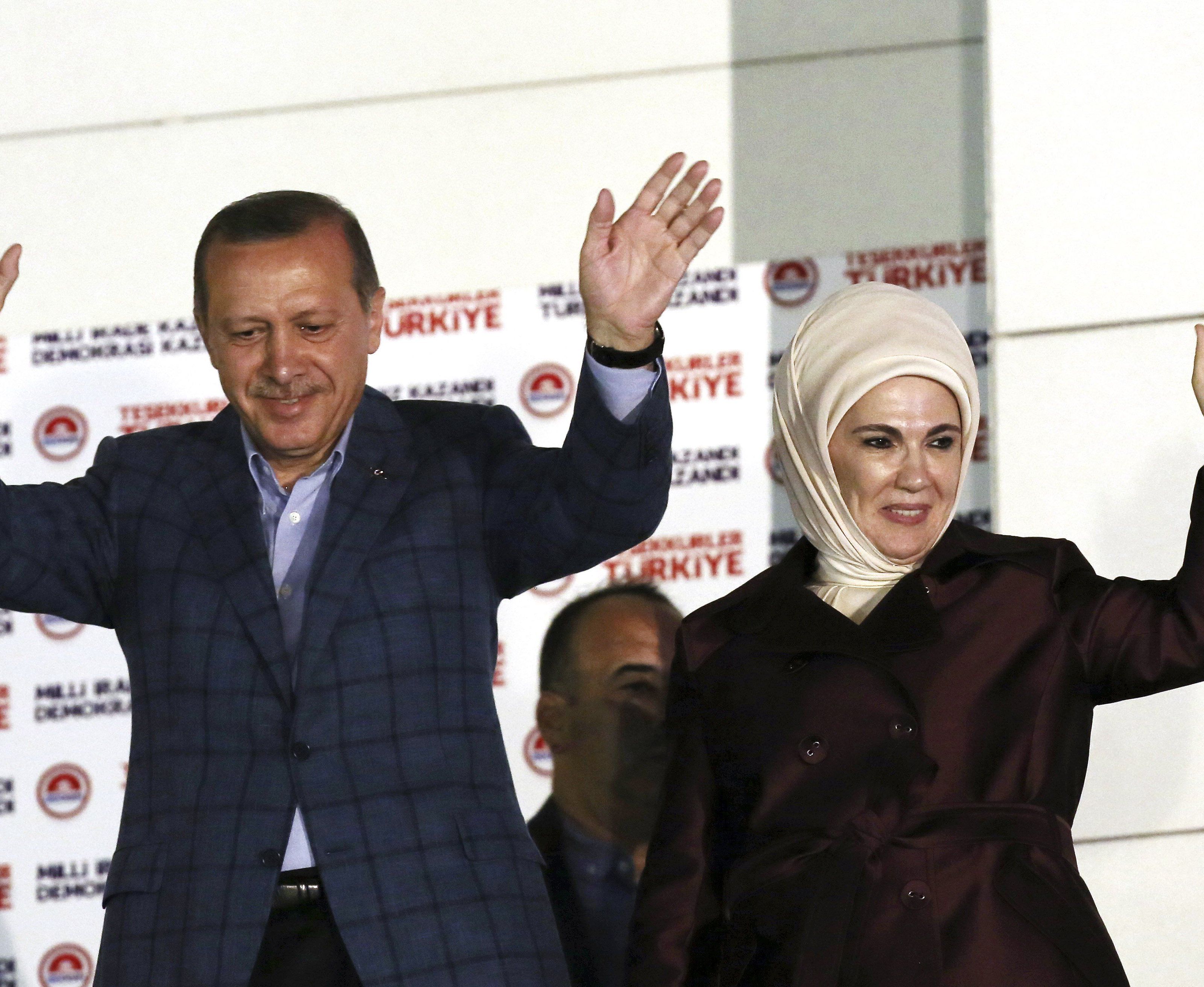 Türkei-Wahl: 9.519 der 105.478 Wahlberechtigten mit Wohnsitz in Österreich gaben ihre Stimme ab. Türkei-Wahl: 9.519 der 105.478 Wahlberechtigten mit Wohnsitz in Österreich gaben ihre Stimme ab.