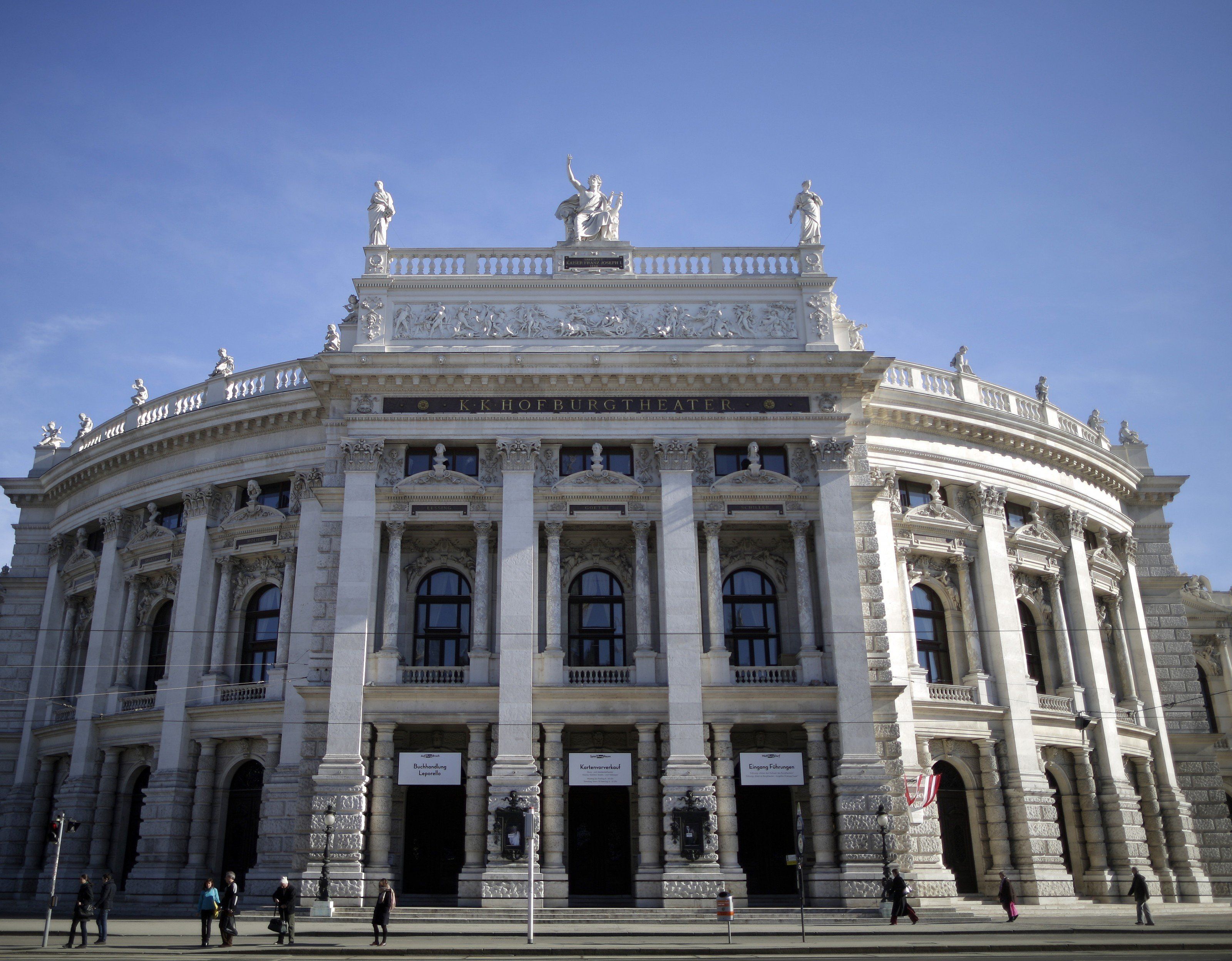 Die Suche nach einem neuen Direktor für das Wiener Burgtheater geht weiter. Die Suche nach einem neuen Direktor für das Wiener Burgtheater geht weiter.