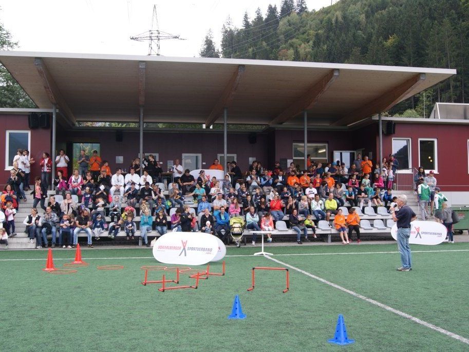 Zahlreiche Besucher waren zum Familiensporttag nach Gaschurn gekommen. Zahlreiche Besucher waren zum Familiensporttag nach Gaschurn gekommen.