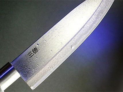 Ein Streit in Wien eskalierte - eine Frau griff zum Messer Ein Streit in Wien eskalierte - eine Frau griff zum Messer