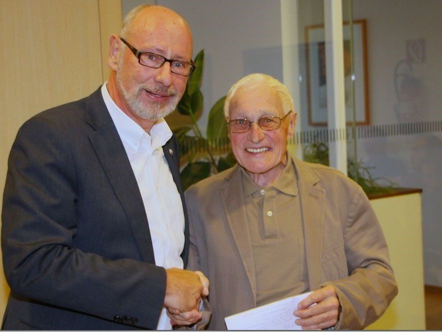 Nach Adalbert Gapp wurde auch Macher und Hauptsponsor Günther W. Amann zum Ehrenpräsident ernannt. Nach Adalbert Gapp wurde auch Macher und Hauptsponsor Günther W. Amann zum Ehrenpräsident ernannt.