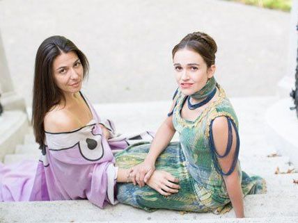 Melanie Thiemer und Anna Maria Eder führen durch die Klimt Villa. Melanie Thiemer und Anna Maria Eder führen durch die Klimt Villa.