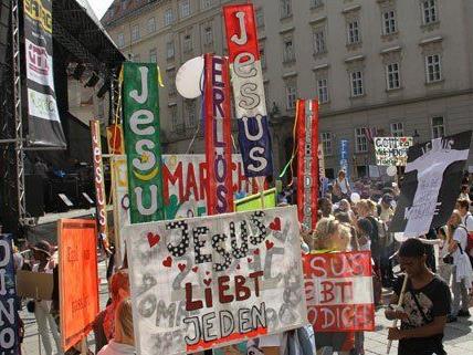 Christen marschieren in Wien für Jesus