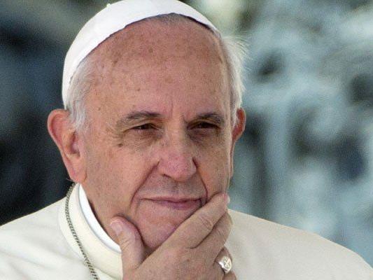 Kardinal Kasper: "Ziel der Polemik ist der Papst."