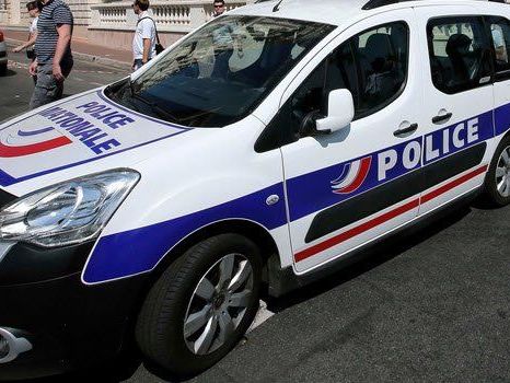 Ein Vorarlberger Motorradlenker liegt nach einem Unfall in Südfrankreich schwer verletzt im Krankenhaus. Ein Vorarlberger Motorradlenker liegt nach einem Unfall in Südfrankreich schwer verletzt im Krankenhaus.