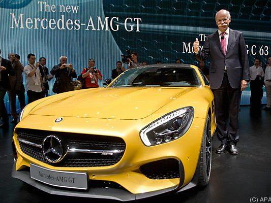 Zetsche und der neue AMG-GT strahlen um die Wette