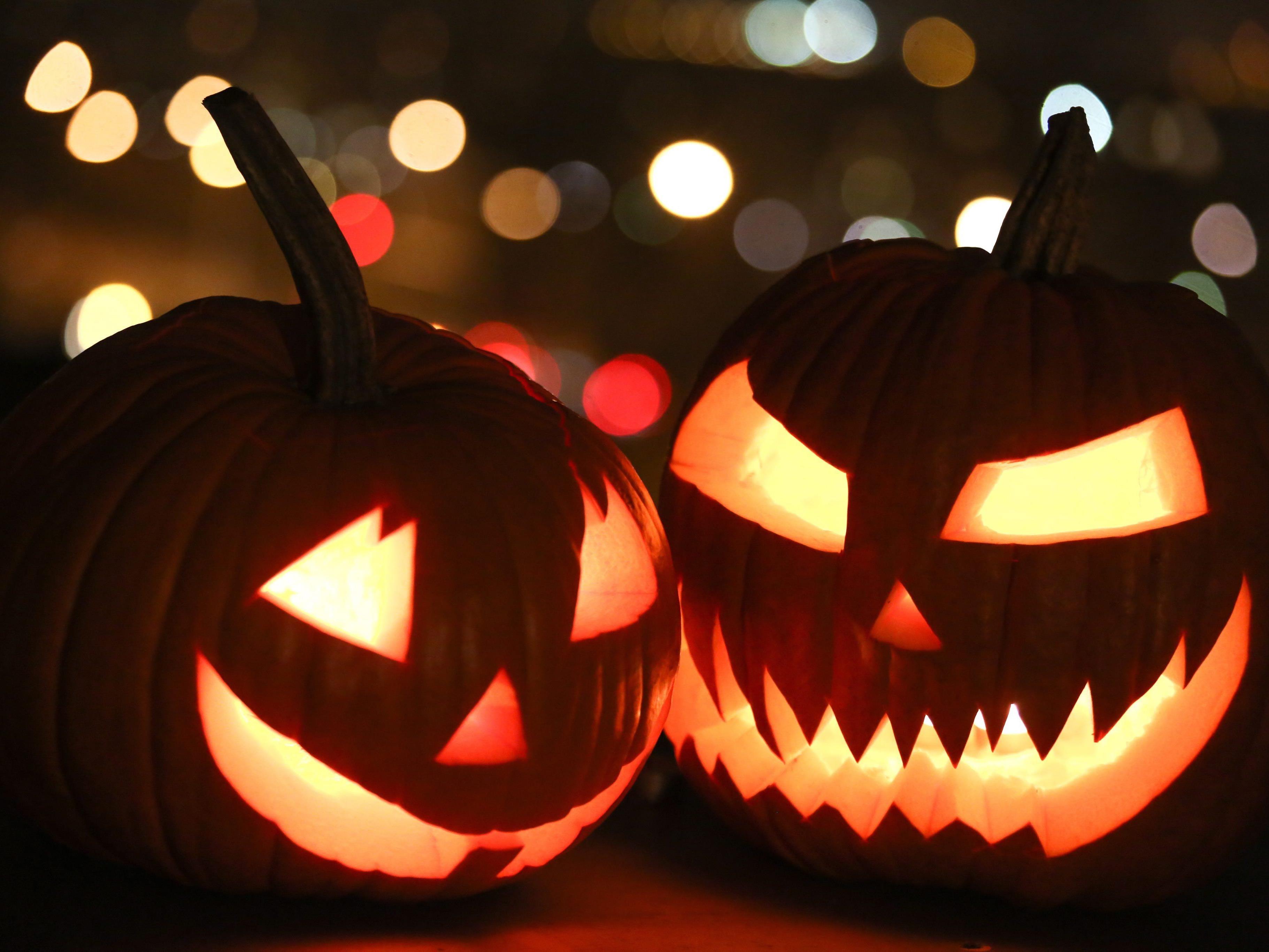 Die in den USA gebräuchlichen Halloween-Feiern haben sich seit einiger Zeit auch in Mitteleuropa durchgesetzt.